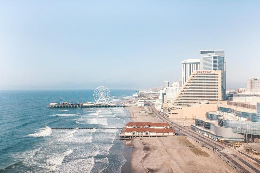 Spacious Boardwalk 2Br 3Ba Condo By Cozysuites Atlantic City Exterior photo
